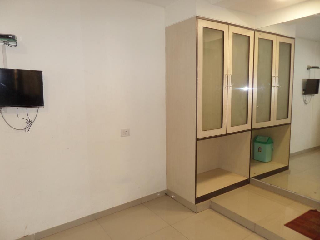 Hotel Minerva Residency Bombay Esterno foto