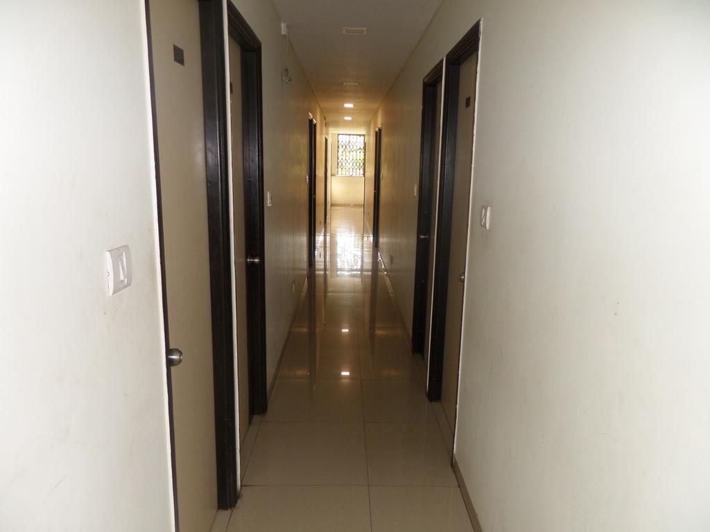 Hotel Minerva Residency Bombay Esterno foto