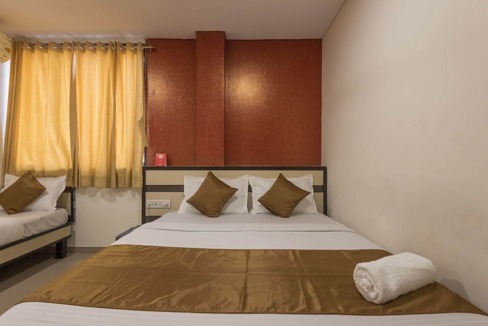 Hotel Minerva Residency Bombay Esterno foto